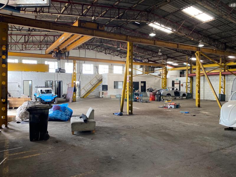 To Let commercial Property for Rent in Neave Industrial Eastern Cape